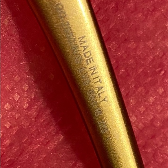 Gucci Sunglasses - Picture 5 of 12